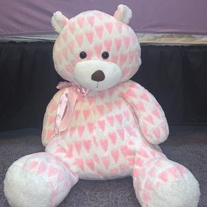 giant teddy bear